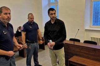 Muž z Karviné dostal 12 let za pokus o vraždu soka v lásce - Novinky